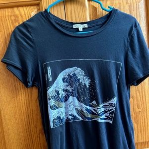 Pacsun Wave Graphic Tee - Women's